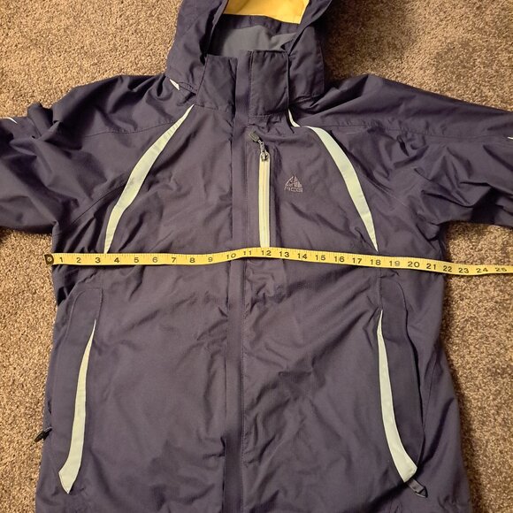 Vintage Nike ACG 3-in-1 System Jacket,Includes Outer Shell and Removable Fleece - Picture 10 of 16